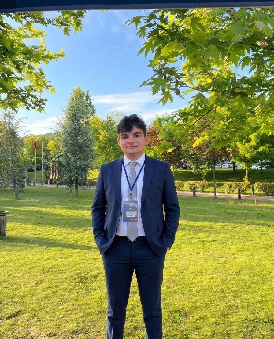 YBS Yazılım ve Dijital Dönüşüm Öğrencisi